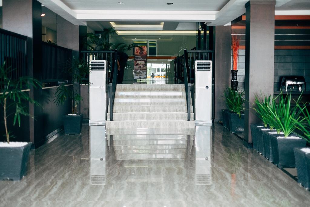 Alpha Hotel Pekanbaru Dış mekan fotoğraf