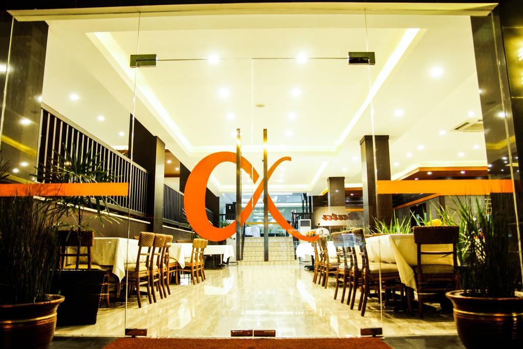 Alpha Hotel Pekanbaru Dış mekan fotoğraf