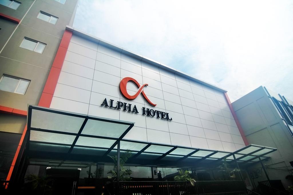 Alpha Hotel Pekanbaru Dış mekan fotoğraf