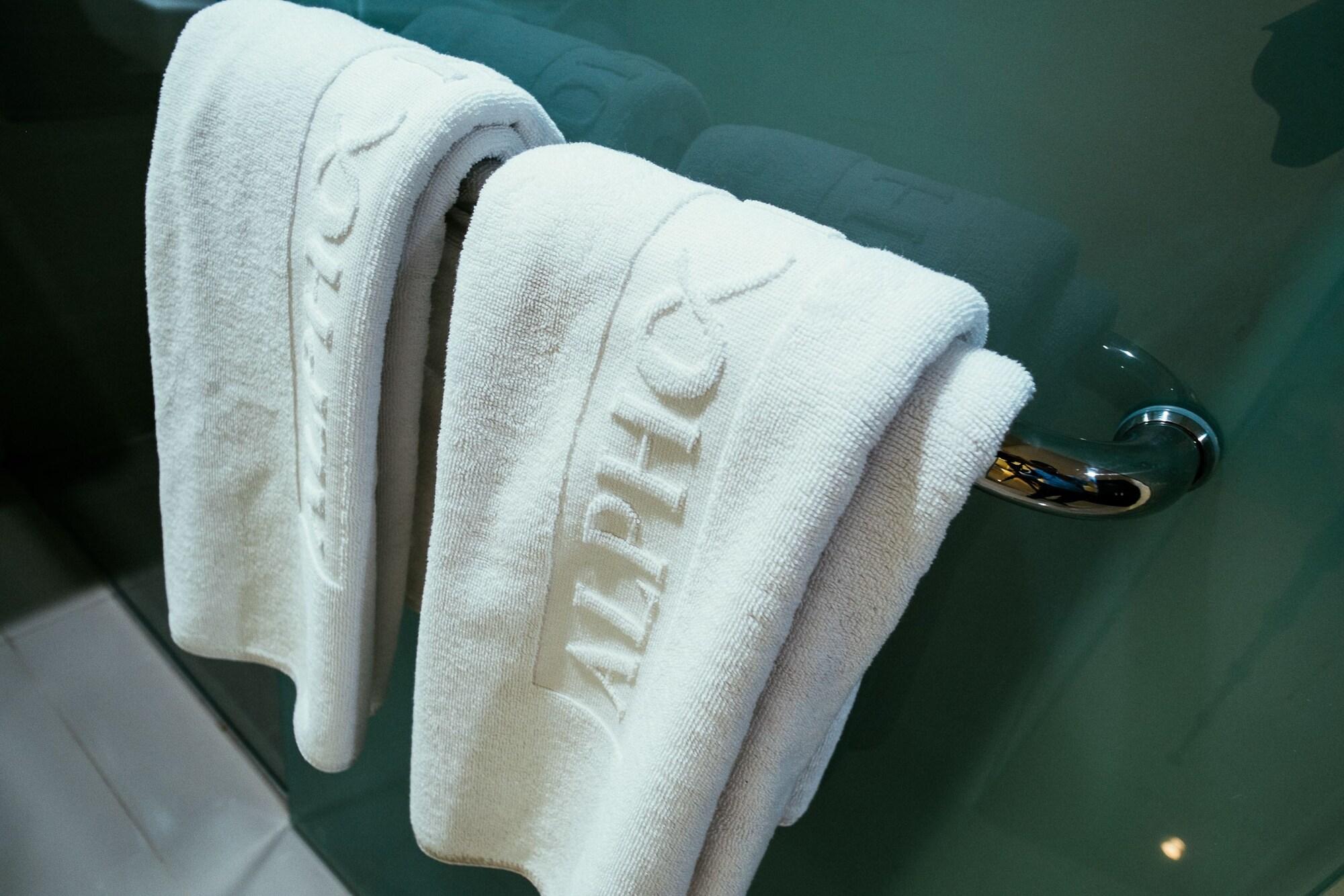Alpha Hotel Pekanbaru Dış mekan fotoğraf