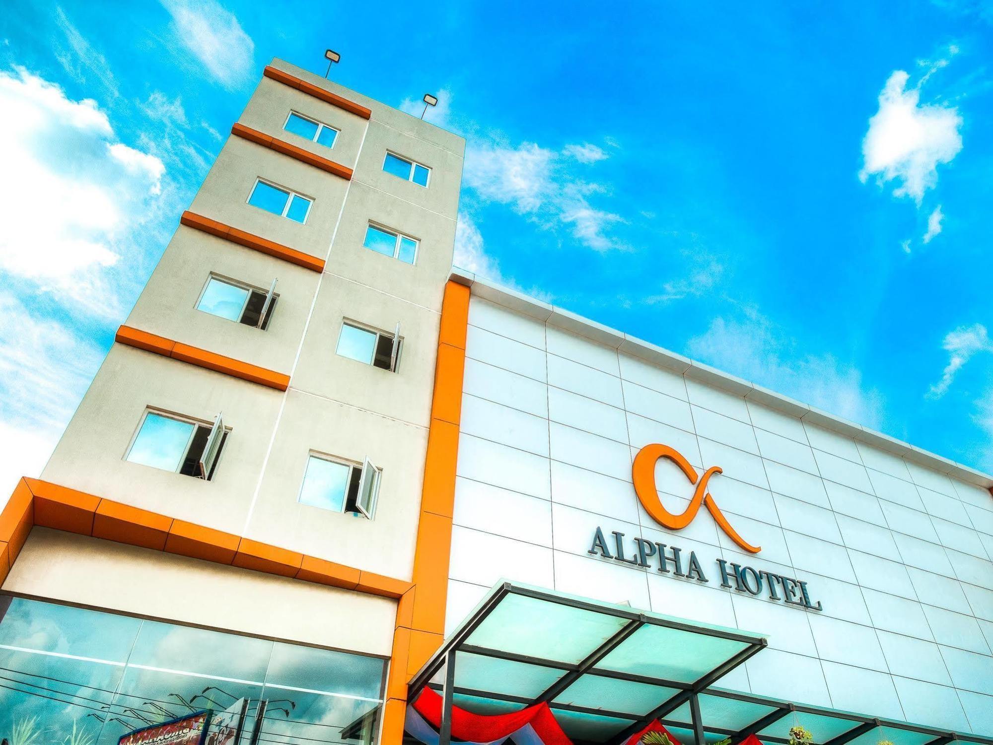 Alpha Hotel Pekanbaru Dış mekan fotoğraf