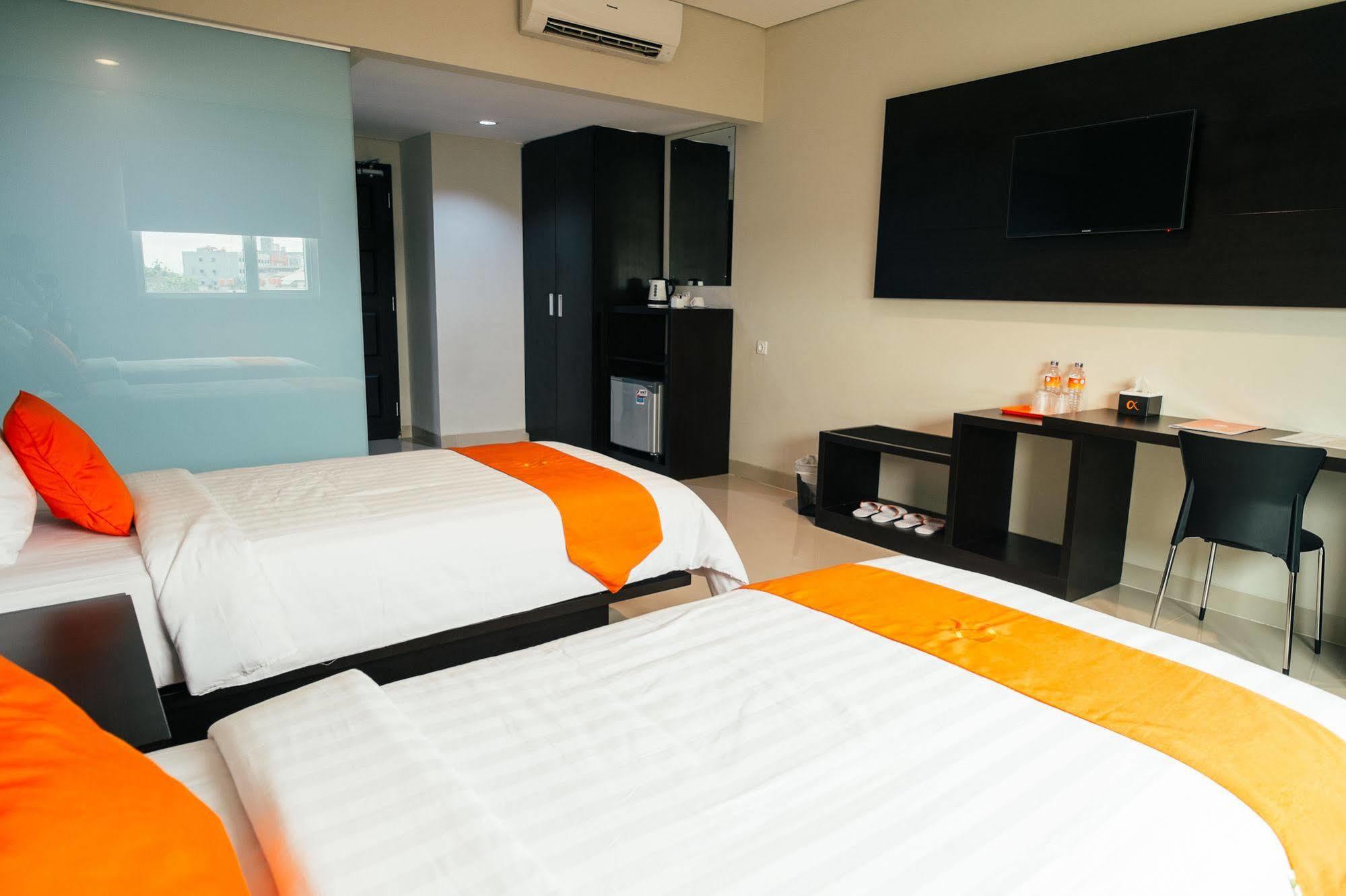 Alpha Hotel Pekanbaru Dış mekan fotoğraf